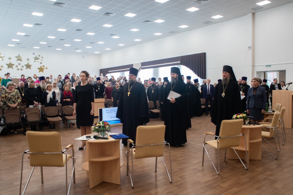 Делегация Балаковской епархии приняла участие в Покровских образовательных чтениях