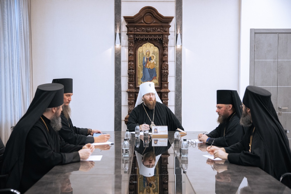 Состоялось заседание Архиерейского совета