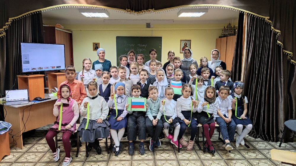 В воскресных школах прошли мероприятия ко Дню народного единства
