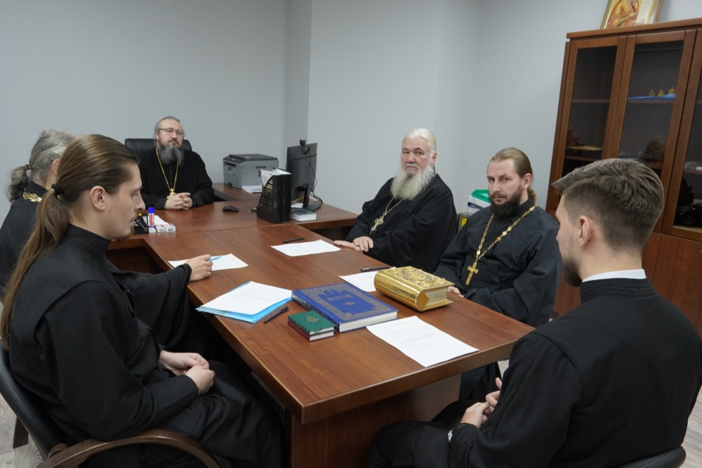 Состоялось заседание епархиальной ставленнической комиссии