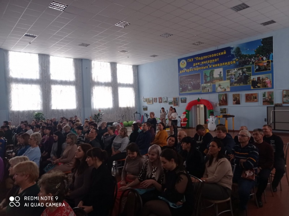 Священник поздравил работников и подопечных дома-интерната с. Подлесное с наступающим Рождеством Христовым