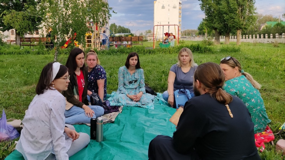 Продолжаются встречи в молодежном обществе Свято-Троицкого собора г. Балаково