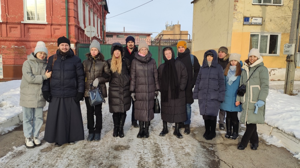 Для молодежного общества была проведена экскурсия по исчезнувшим храмам Балаково