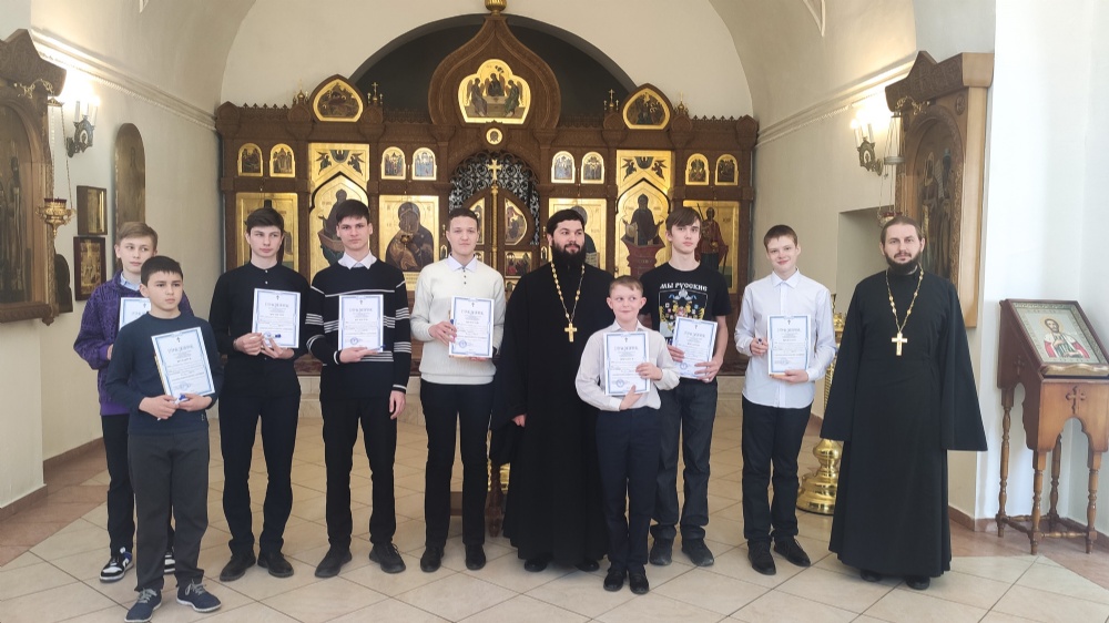 Прошел епархиальный конкурс алтарников
