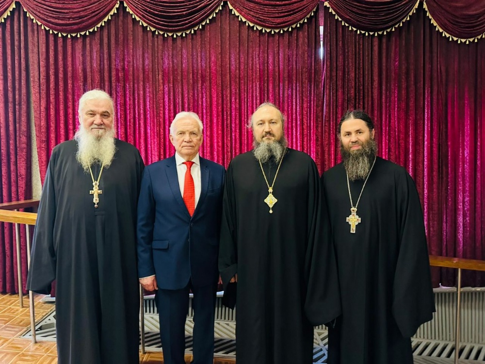 Епископ Варфоломей принял участие в торжественном мероприятии «Трудовые династии ФосАгро»