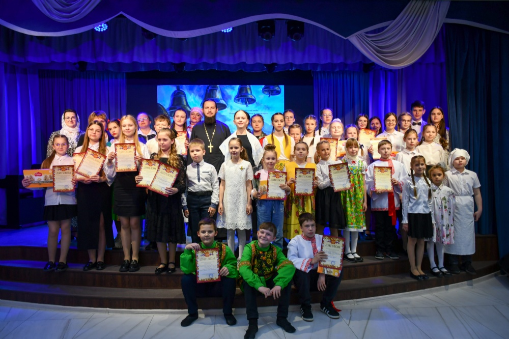 Состоялся II епархиальный пасхальный фестиваль «Малиновый звон»