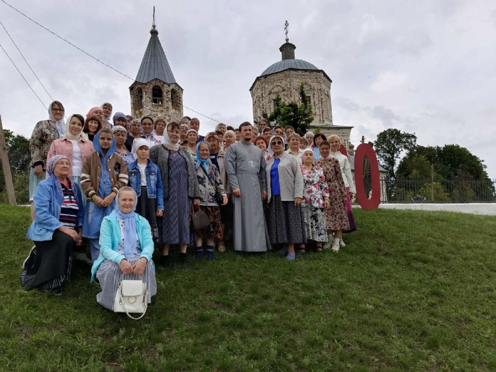 Прихожане храма Рождества Христова г. Балаково совершили паломническую поездку в Пензенскую область