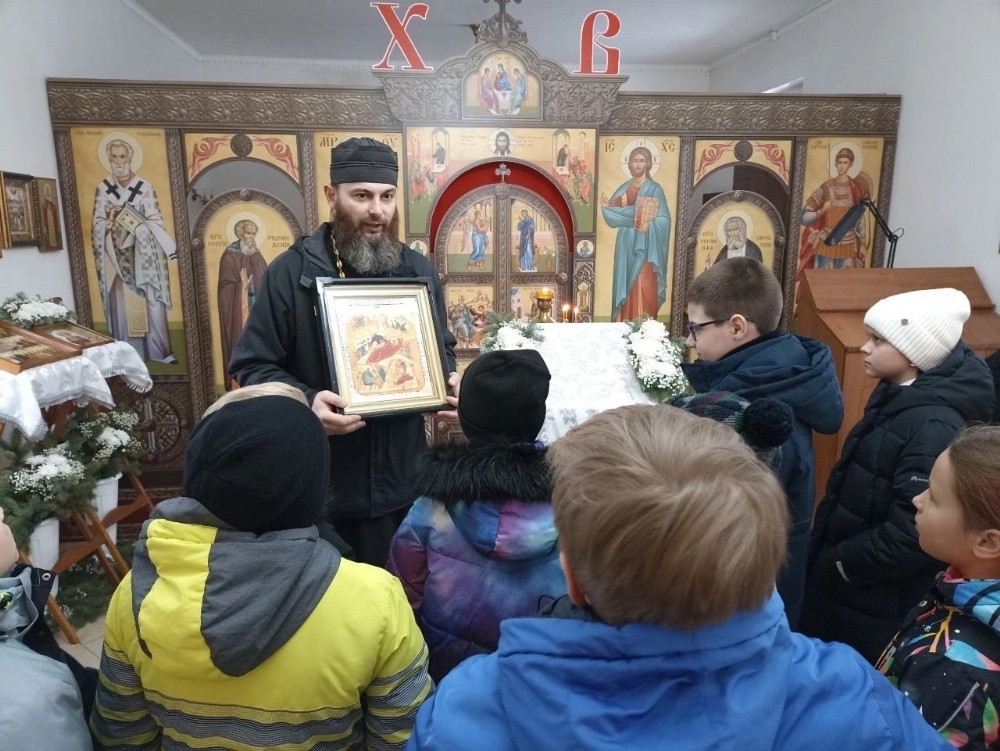 Состоялись встречи с учащимися образовательных учреждений Марксовского района