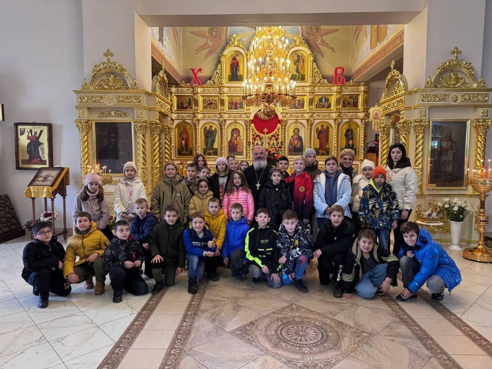 Прошли беседы со школьниками на духовно-нравственные темы