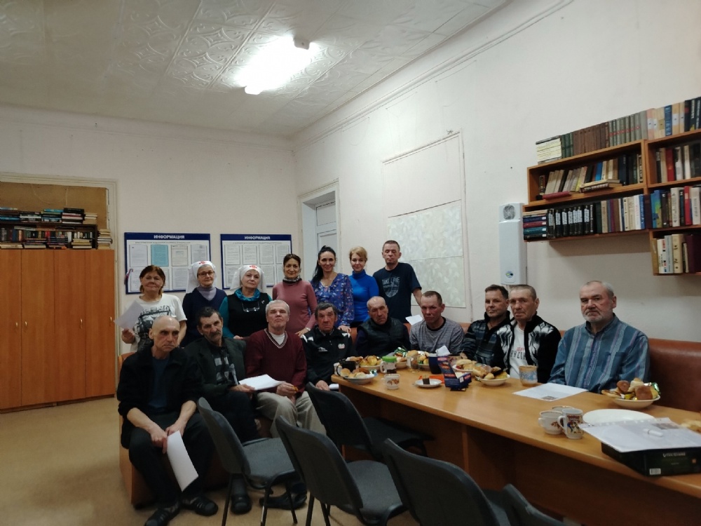 Волонтеры общества «БлагоДарю64» провели встречу с подопечными Балаковского центра для бездомных