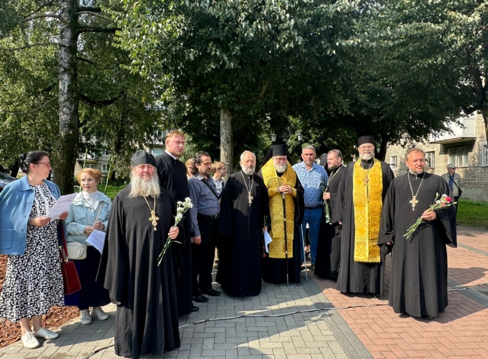 Наместник Иргизского Воскресенского монастыря принял участие в фестивале «Паруса Духа в атомных городах — 2025»