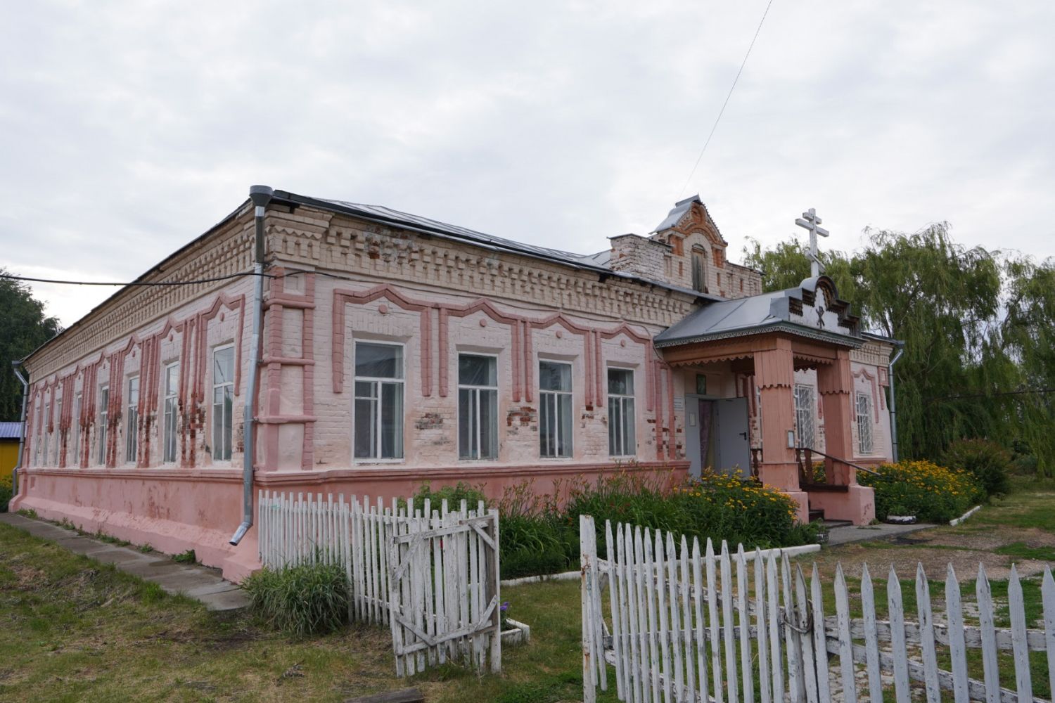 Храм в честь Рождества Христова с. Красный Яр