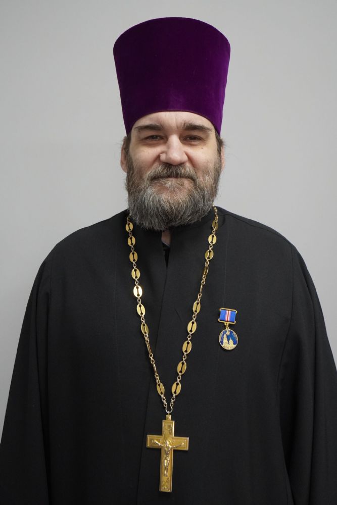 Священник Александр Кузьменко