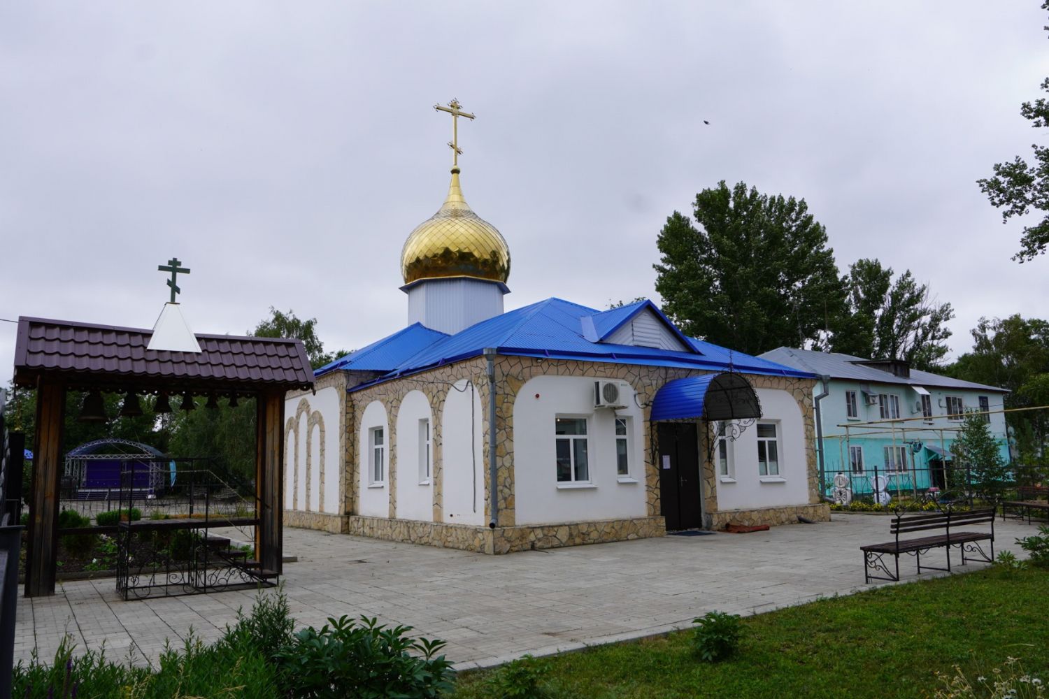 Храм в честь Успения Пресвятой Богородицы п. Заволжский