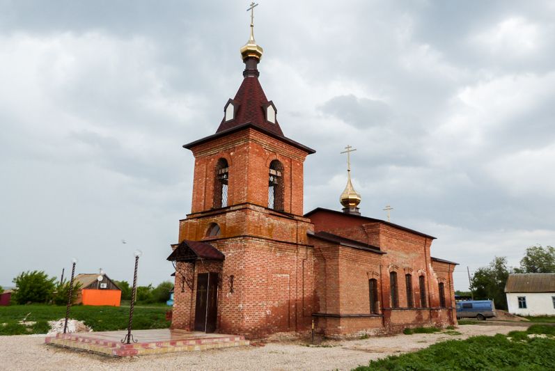 Архиерейское подворье храма в честь Испанской иконы Божией Матери с. Малая Таволожка